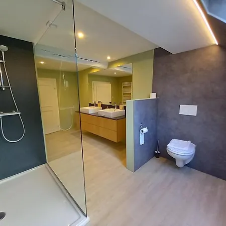 Le Jardin Des Fagnes 펜션 로버트빌